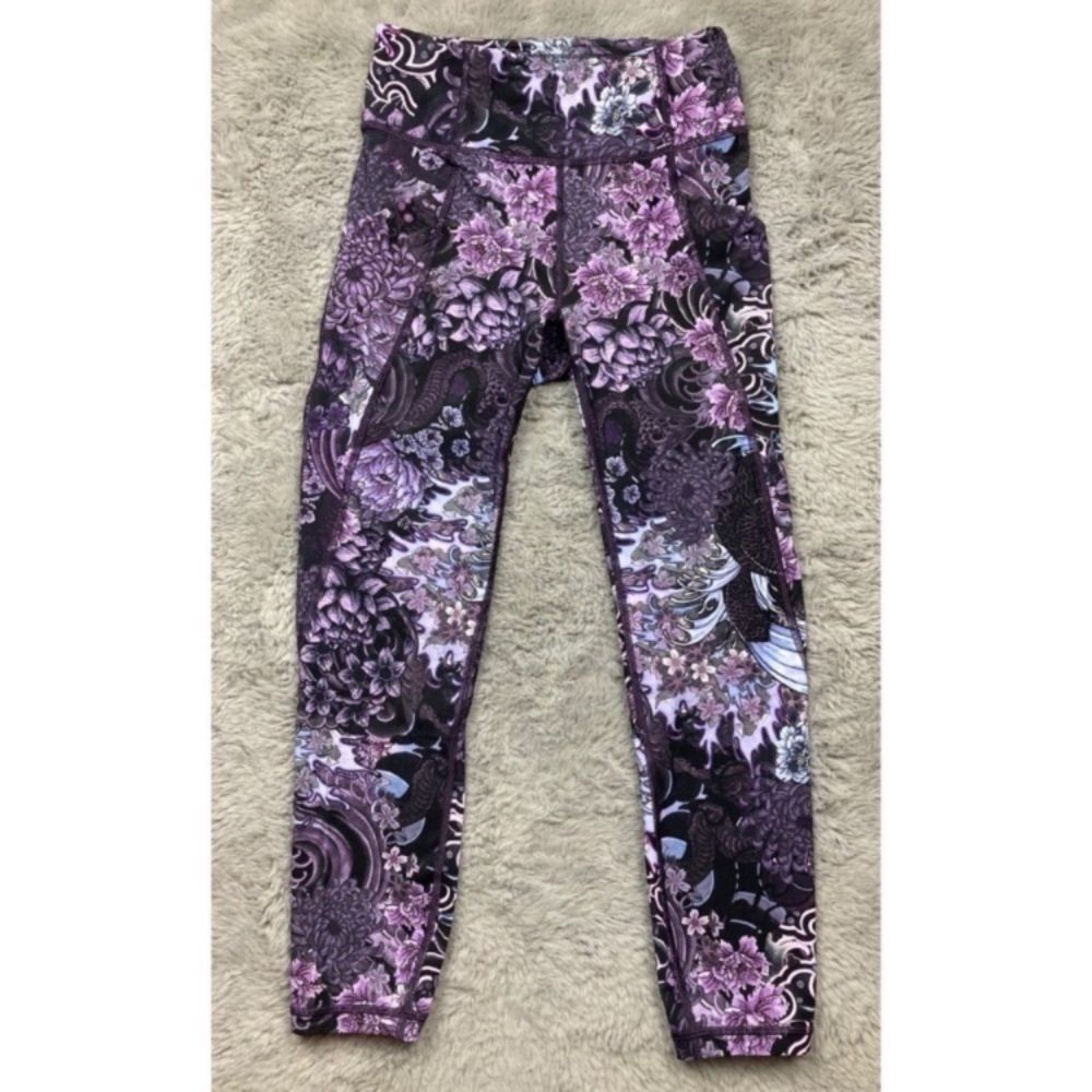 Lululemon time to sweat cropped leggings